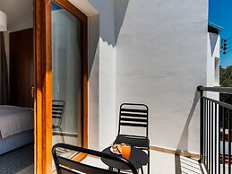Sanders White Mountains - Ideal Villa With Pool
