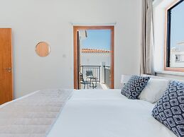 Sanders White Mountains - Ideal Villa With Pool