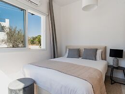 Sanders White Mountains - Lovely villa With Pool