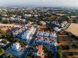 Sanders White Mountains - Lovely villa With Pool