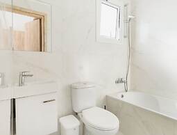 Sanders White Mountains - Charming Villa With Pool