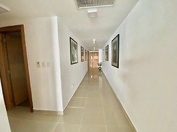 Marbella Fabulous 3br &3ba Pool And Beach