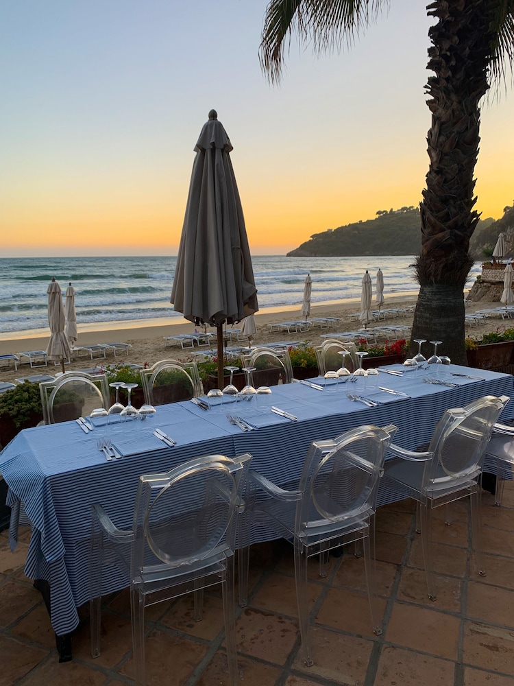 Aeneas' Landing Resort