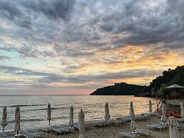 Aeneas' Landing Resort