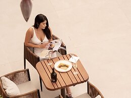 Nobus Hotel & Spa