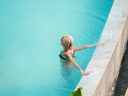 Nobus Hotel & Spa