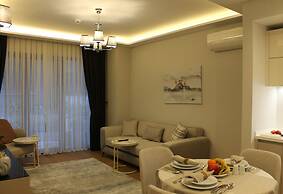 GARLON RESIDENCE