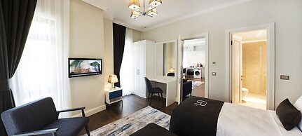 GARLON RESIDENCE