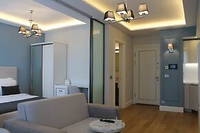 GARLON RESIDENCE