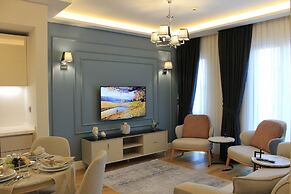 GARLON RESIDENCE