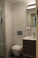 GARLON RESIDENCE