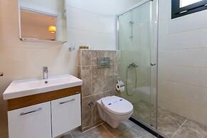 Beacon Hill Suites