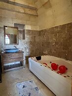 Lavinia Cappadocia