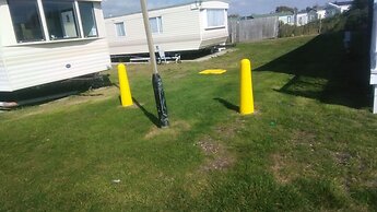 River Views Dog Friendly Caravan 3 Bedrooms
