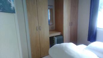 River Views Dog Friendly Caravan 3 Bedrooms