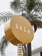 The Isla & Casita Motel