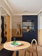 The Isla & Casita Motel
