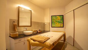 Tree of Life Eila Art Hotel
