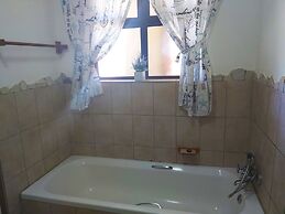 Crayfish Inn No.8