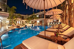 Genesis Hotel