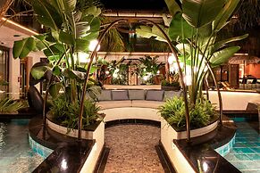 Genesis Hotel