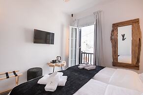 She Mykonos- Luxury Apartments