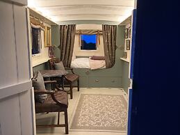 Original Roadsmans Wagon, With Breathtaking Views