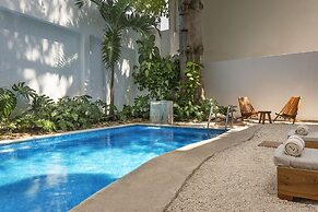 Rodina Boutique Hotel