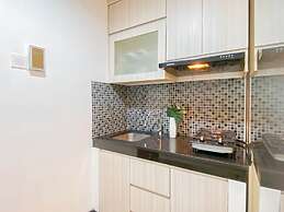 Comfort Studio At Sky Terrace Apartment