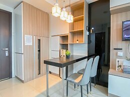 Comfort Studio At Sky Terrace Apartment