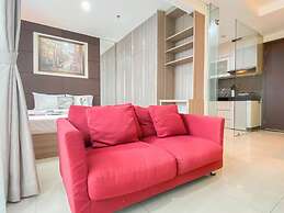 Comfort Studio At Sky Terrace Apartment