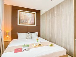 Comfort Studio At Sky Terrace Apartment