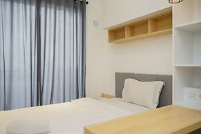Cozy Studio Room At Sky House Bsd Apartment