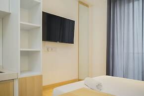 Cozy Studio Room At Sky House Bsd Apartment