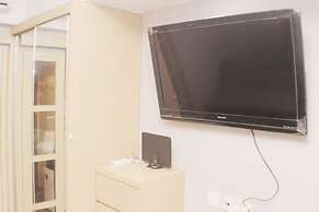 Cozy And Nice Studio At Oasis Cikarang Apartment