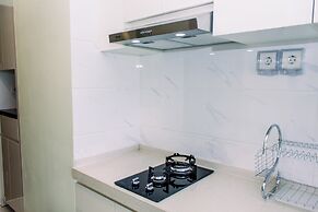 Studio With Cozy Design At Sky House Bsd Apartment