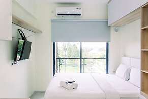 Studio With Cozy Design At Sky House Bsd Apartment