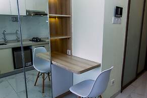 Studio With Cozy Design At Sky House Bsd Apartment