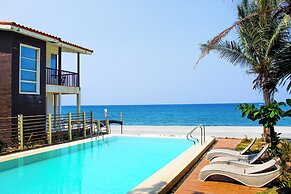Brisa Marina Beach Resort powered by Cocotel