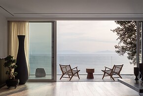 Black Stone Villa