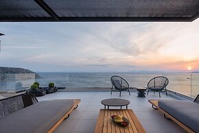 Black Stone Villa