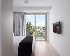 Black Stone Villa