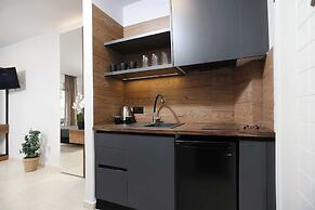 Danae Comfort Living