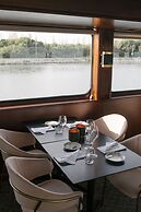 Costa do Sal - Boat Lounge Hotel