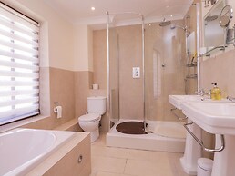 Pentire House