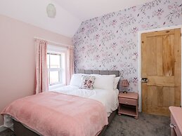 Owl Cottage