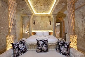 Kayata Cave Suites