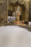 Kayata Cave Suites