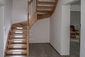Sleeps8- Ecofriendly- Kingbeds- Familyfriendly