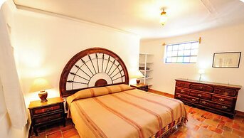 Casa Aurora Garden Retreat